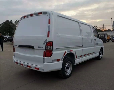 樂山市牛奶保鮮冷藏車現(xiàn)車充足，專業(yè)廂體制造保障品質(zhì)運輸
